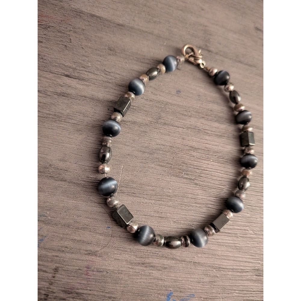 Gray Cats Eye and Hematite Beaded Bracelet Silver Tone Lobster Clasp Boho